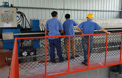 壓濾機(jī)廠家分析廂式自動(dòng)壓濾機(jī)泄漏的原因