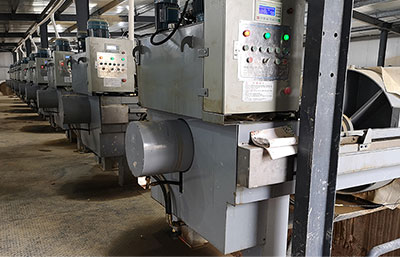 污泥壓濾機(jī)處理后的泥餅含水率更低