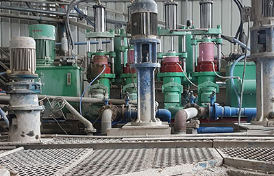 污泥廂式壓濾機(jī)液壓油的幾個(gè)問(wèn)題