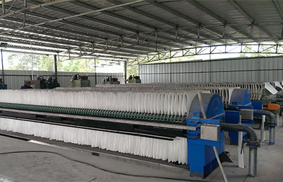 壓濾機(jī)廠家介紹：泥漿板框壓濾機(jī)的濾板調(diào)節(jié)