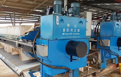 全自動污泥壓濾機(jī)濾板的挑選