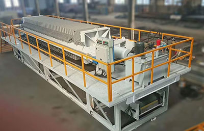 污泥脫水高壓壓濾機(jī)運(yùn)行成本低的四大優(yōu)勢